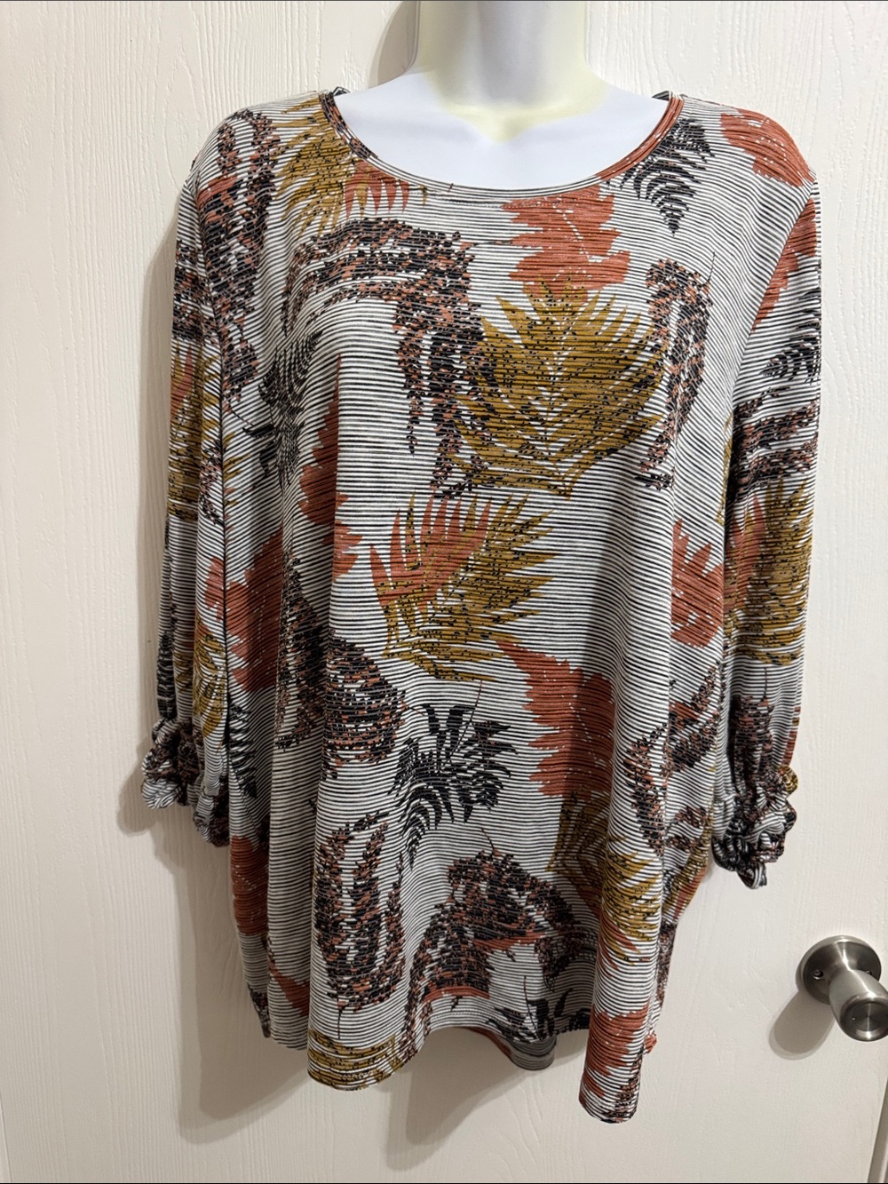 FDJ Autumn Striped 3/4 Sleeve Women’s XL Shirt Fall Leaves Blouse Career Office